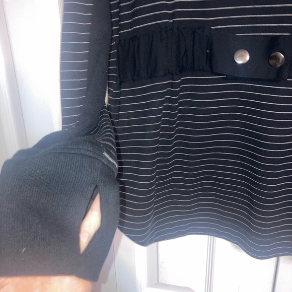 Cabi Stripped Black & White Jacket - Picture 10 of 14